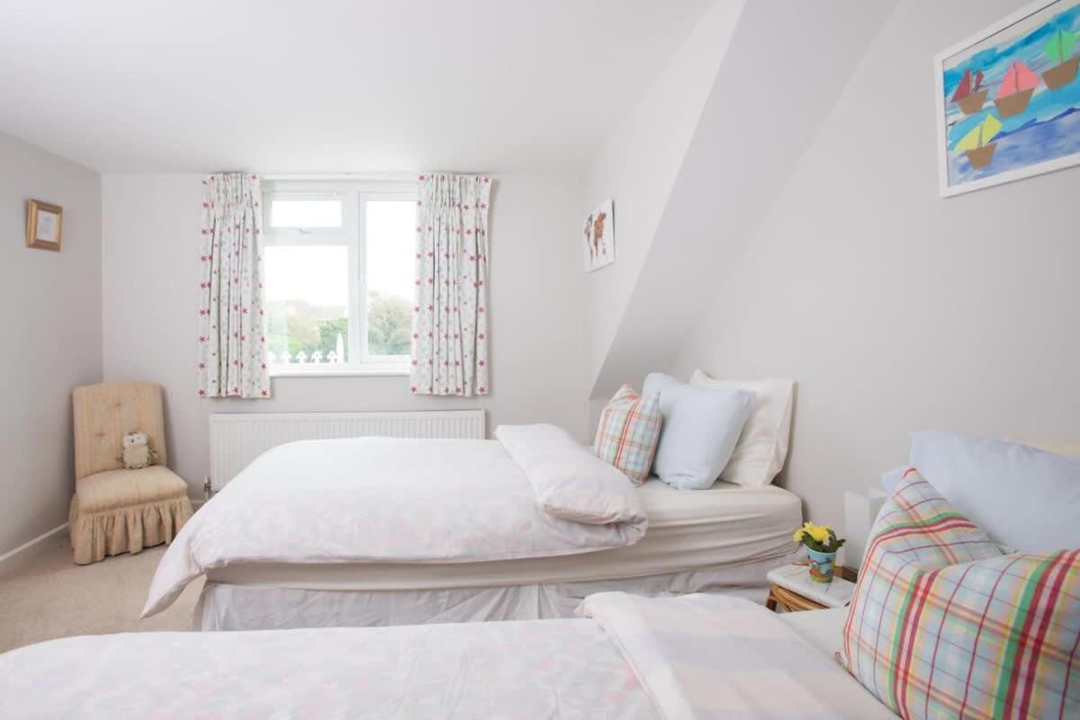 Seaside Detached 4Bd Home Nr Shops Parking Garden West Wittering Exteriör bild
